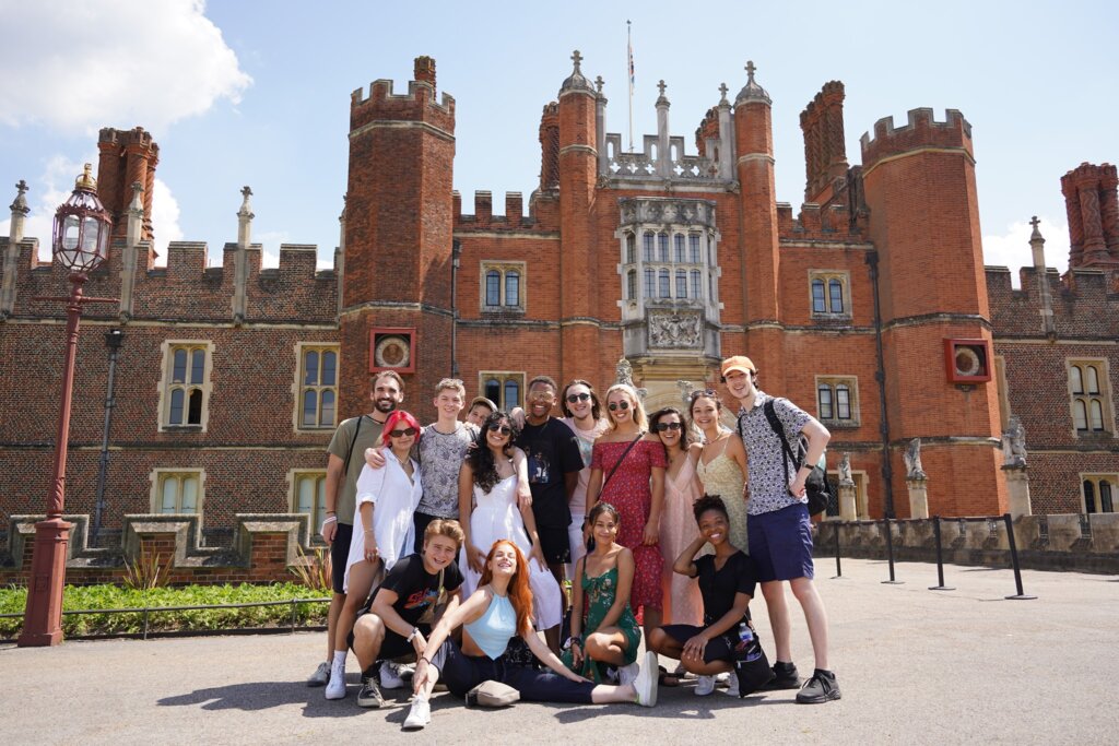 VisitingHamptonCourtPalace