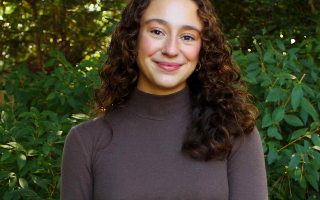 Alum receives Fulbright to learn Swedish glassblowing technique