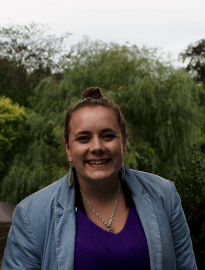 Headshot of Lucy Bird